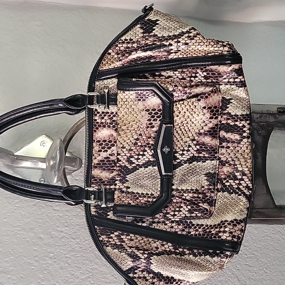 Simply Vera Vera Wang Handbags - Simply Vera Handbag